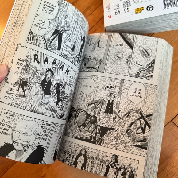 One Piece Manga Volumes 1-3 and 10-12 - Picture 6 of 7